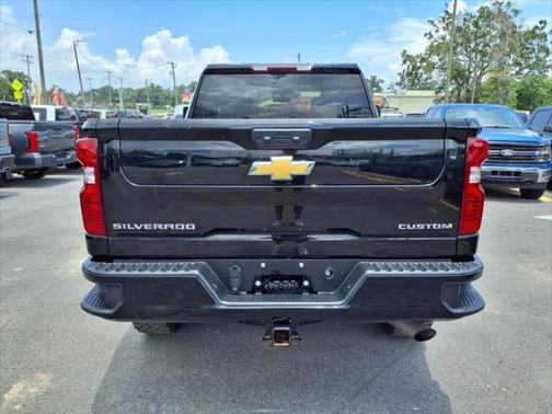 2022 Chevrolet Silverado 2500 Custom