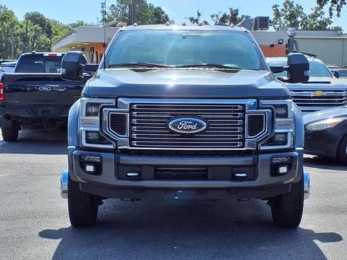 2022 Ford F-450 Limited