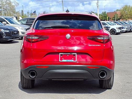 2023 Alfa Romeo Stelvio Sprint RWD