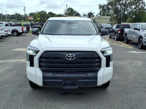 White 2022 Toyota Tundra SR5