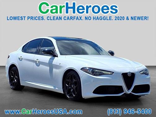 Alfa White 2022 Alfa Romeo Giulia Ti