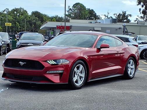 2020 Ford Mustang EcoBoost