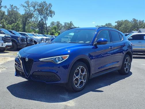 2022 Alfa Romeo Stelvio Sprint