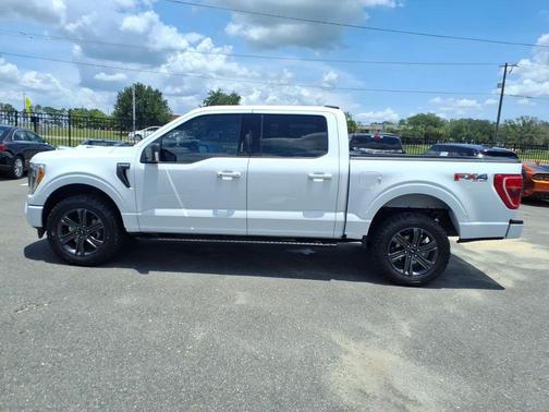 Oxford White 2023 Ford F-150 XLT