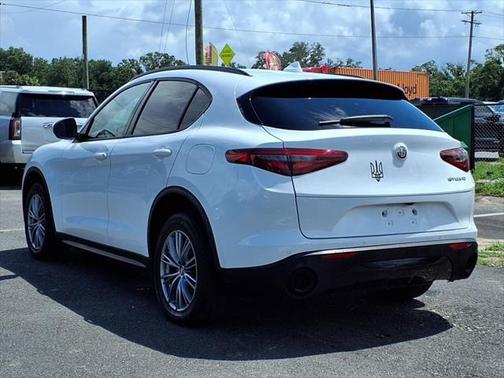 2022 Alfa Romeo Stelvio Sprint
