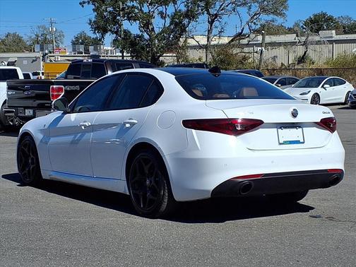 2022 Alfa Romeo Giulia Ti