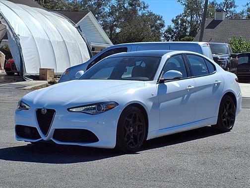 2022 Alfa Romeo Giulia Ti