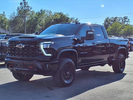 2024 Chevrolet Silverado 2500 4WD Crew Cab Standard Bed ZR2