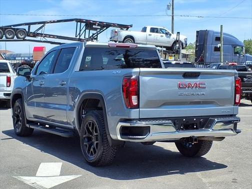 2024 GMC Sierra 1500 SLE