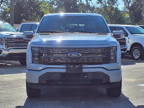 2023 Ford F-150 Lightning Platinum