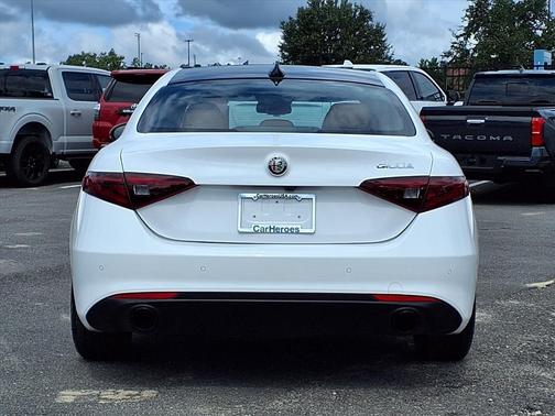 2022 Alfa Romeo Giulia Ti