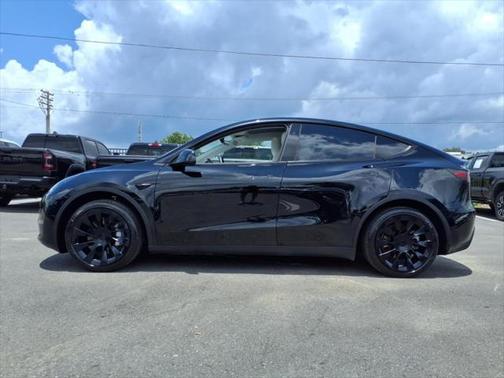 2024 Tesla Model Y Long Range Dual Motor All-Wheel Drive