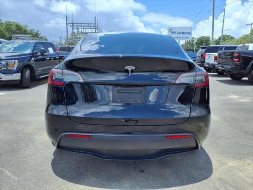 2024 Tesla Model Y Long Range Dual Motor All-Wheel Drive