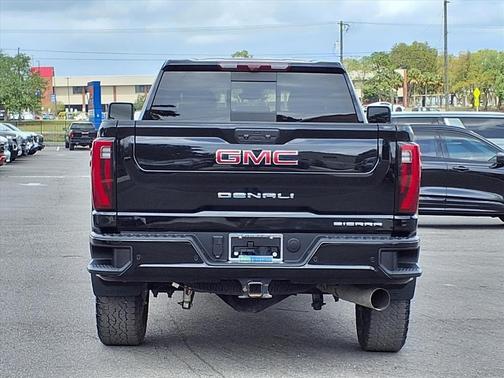 2025 GMC Sierra 2500 Denali