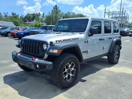 Silver Zynith Clearcoat 2022 Jeep Wrangler Unlimited Rubicon