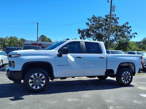 2024 Chevrolet Silverado 2500 Custom