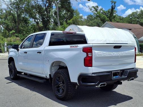 Summit White 2024 Chevrolet Silverado 1500 Custom Trail Boss