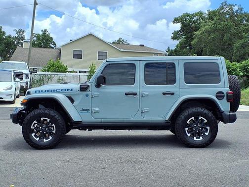 Earl Clearcoat 2024 Jeep Wrangler 4xe Rubicon X