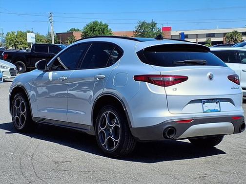 2023 Alfa Romeo Stelvio Ti