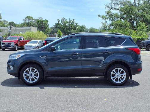 Lightning Blue Metallic 2019 Ford Escape SEL