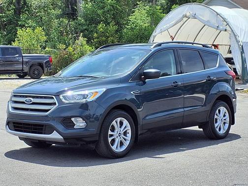 Lightning Blue Metallic 2019 Ford Escape SEL