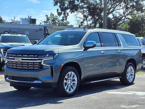 2023 Chevrolet Suburban Premier