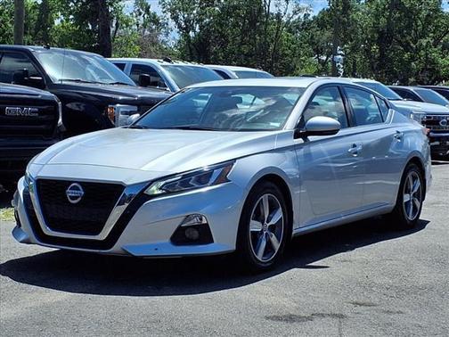 2022 Nissan Altima 2.5 SL