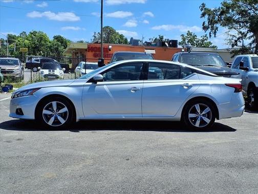2022 Nissan Altima 2.5 SL