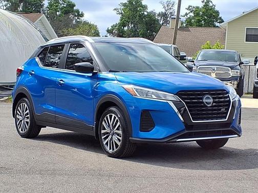 2023 Nissan Kicks SV