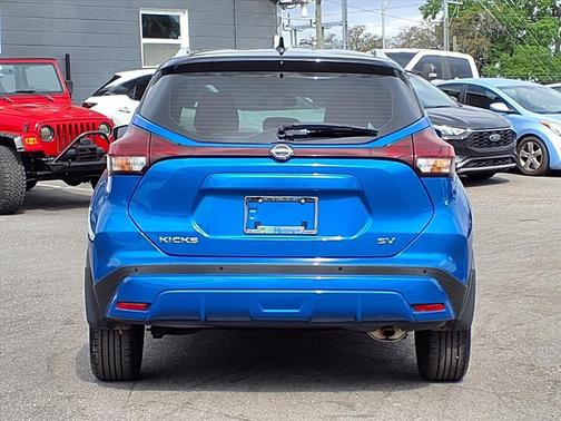 2023 Nissan Kicks SV