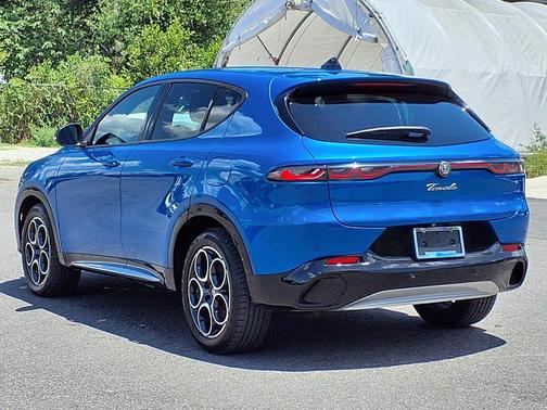 Misano Blue Metallic 2024 Alfa Romeo Tonale Ti EAWD