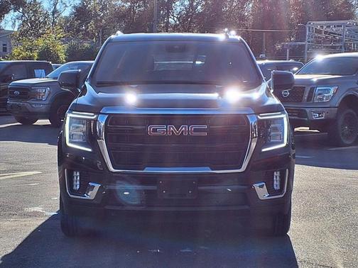 2024 GMC Yukon XL SLE