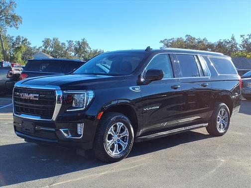 2024 GMC Yukon XL SLE