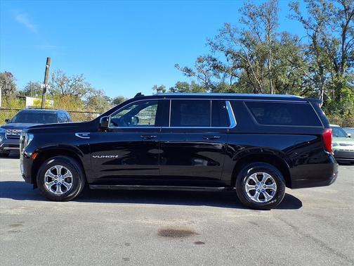 2024 GMC Yukon XL SLE