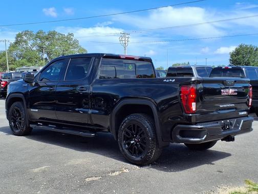 2025 GMC Sierra 1500 Elevation