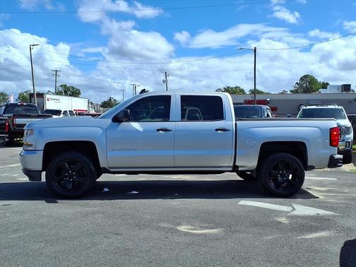 2018 Chevrolet Silverado 1500 Custom