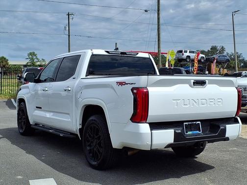 2022 Toyota Tundra SR5