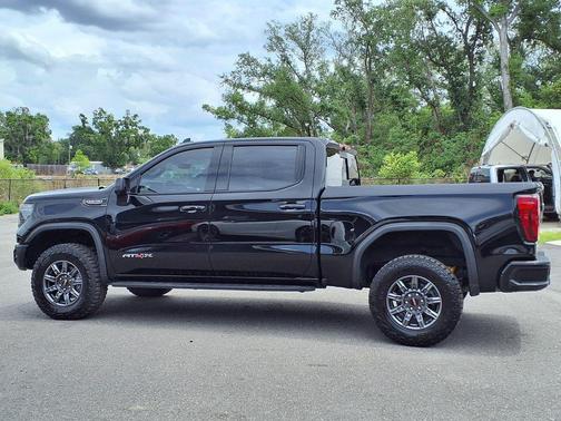 Onyx Black 2025 GMC Sierra 1500 AT4X