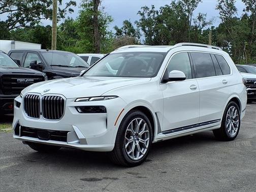 2024 BMW X7 xDrive40i