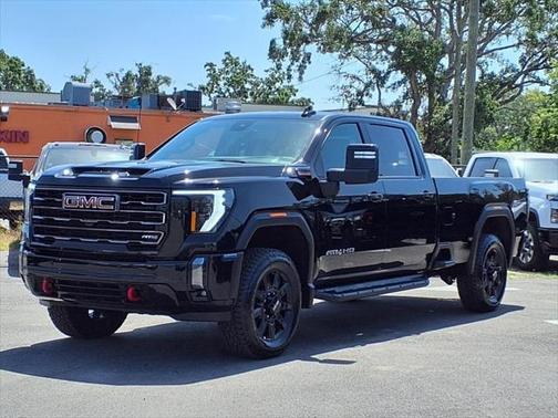 2024 GMC Sierra 2500 AT4