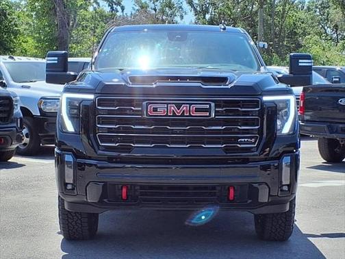 2024 GMC Sierra 2500 AT4