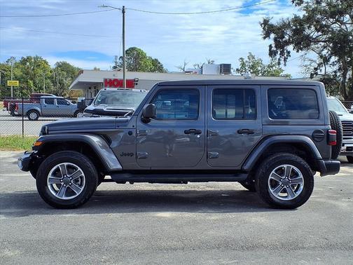 2021 Jeep Wrangler Unlimited Sahara