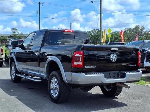 2020 RAM 2500 Laramie Crew Cab 4X4 6'4' Box