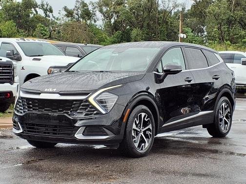 2024 Kia Sportage EX