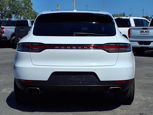 2019 Porsche Macan Base