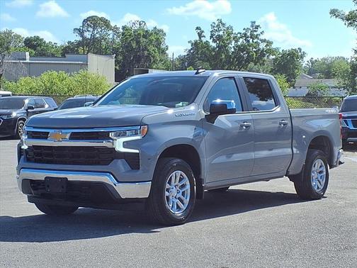 Slate Gray Metallic 2024 Chevrolet Silverado 1500 LT