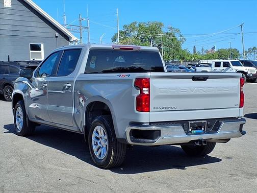 Slate Gray Metallic 2024 Chevrolet Silverado 1500 LT