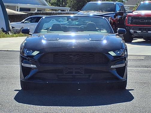 2021 Ford Mustang EcoBoost