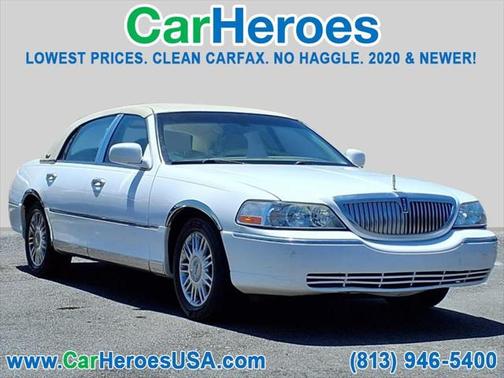 2010 Lincoln Town Car Signature