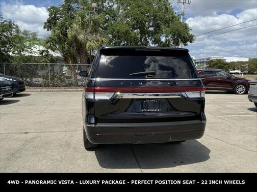 2022 Lincoln Navigator Reserve